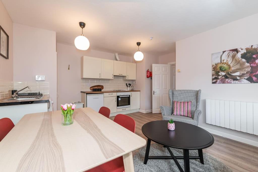 Fully Refurb Drogheda Apt7 3Rd Floor Esterno foto